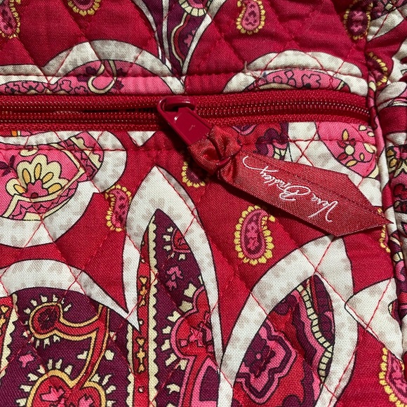Vera Bradley Red Rosy Posies Pattern Shoulder bag - Picture 3 of 8